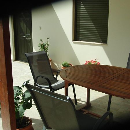 Artemis Appartments Pitsidia Luaran gambar