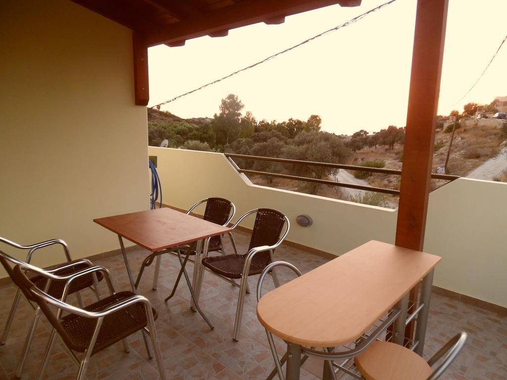 Artemis Appartments Pitsidia Luaran gambar