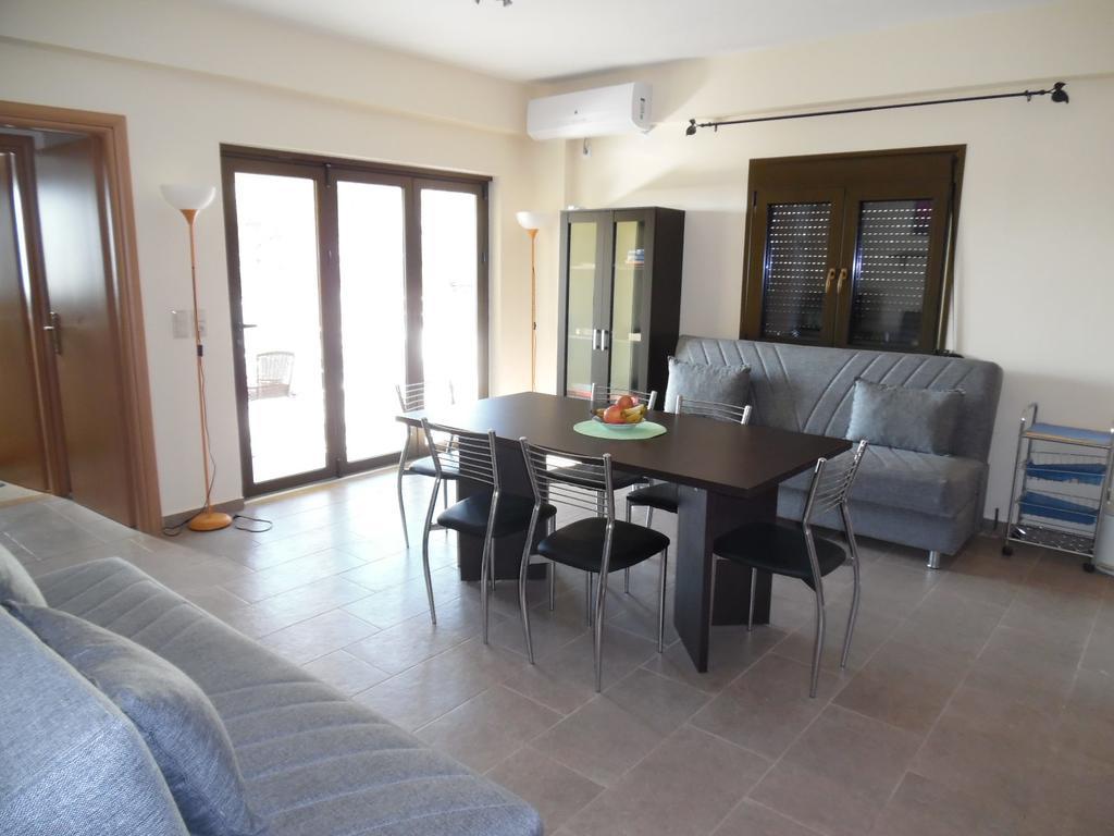 Artemis Appartments Pitsidia Luaran gambar