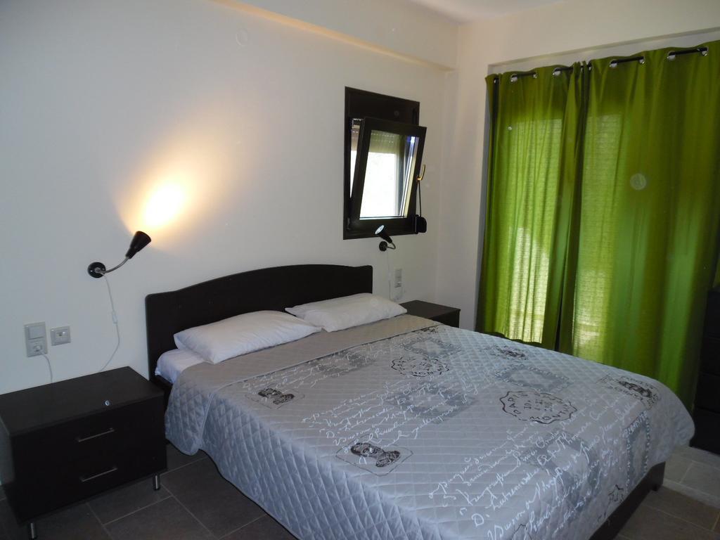 Artemis Appartments Pitsidia Luaran gambar